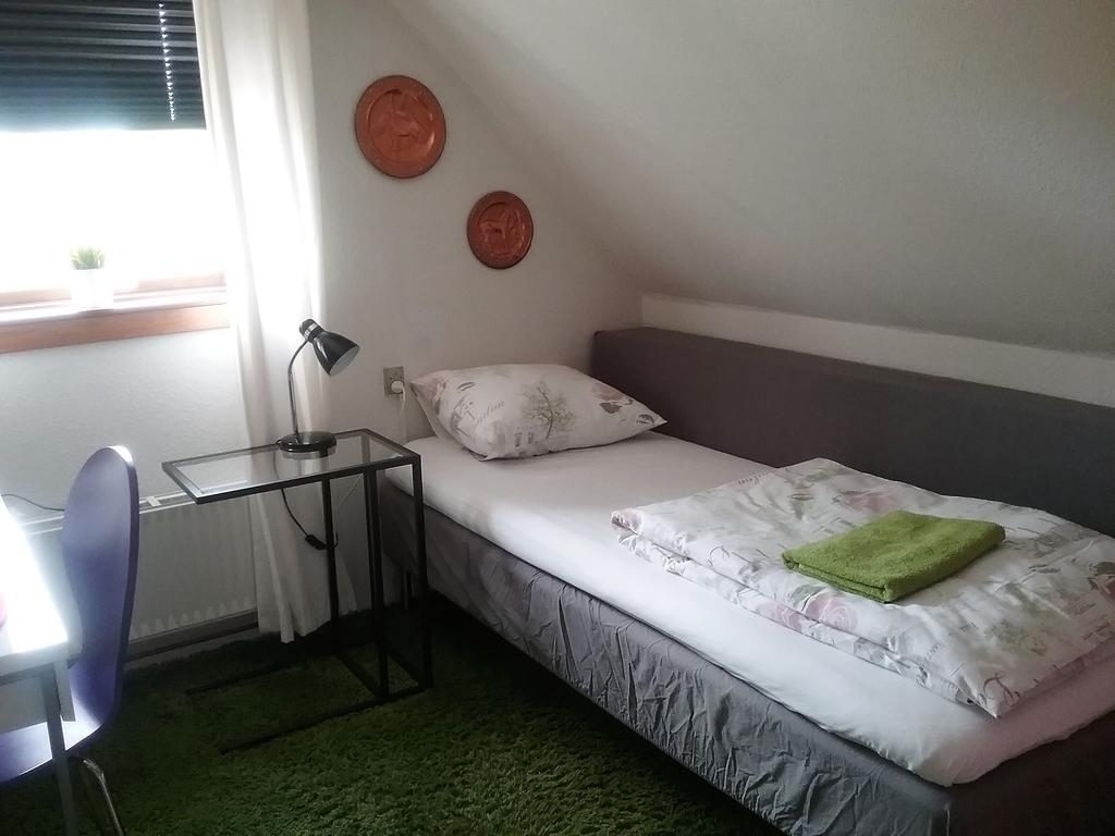 Svalegaarden Guesthouse Saerslev Luaran gambar